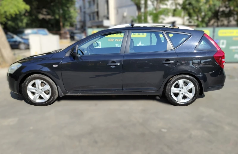 Kia Ceed, снимка 1 - Автомобили и джипове - 46857207