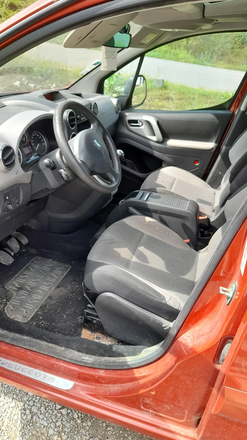 Peugeot Partner 1.6HDI.evro4, снимка 7 - Автомобили и джипове - 47250153