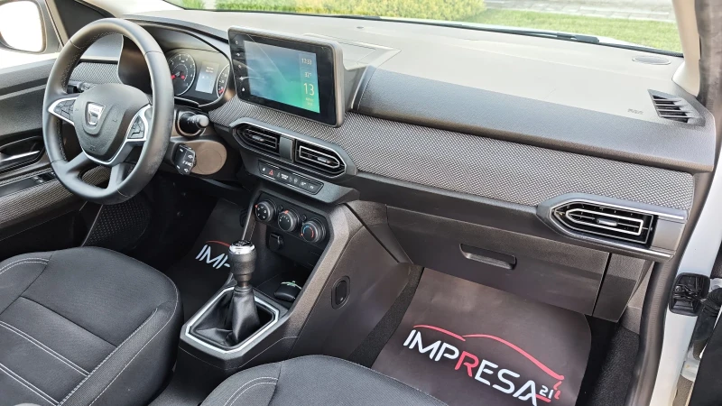 Dacia Sandero 1.0i GPL 101кс.Заводска газова уредба, всички екст, снимка 9 - Автомобили и джипове - 51359675