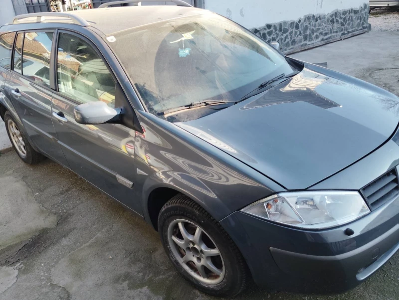 Renault Megane 1.9, снимка 4 - Автомобили и джипове - 52212704