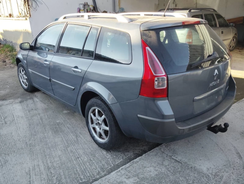 Renault Megane 1.9, снимка 3 - Автомобили и джипове - 52212704