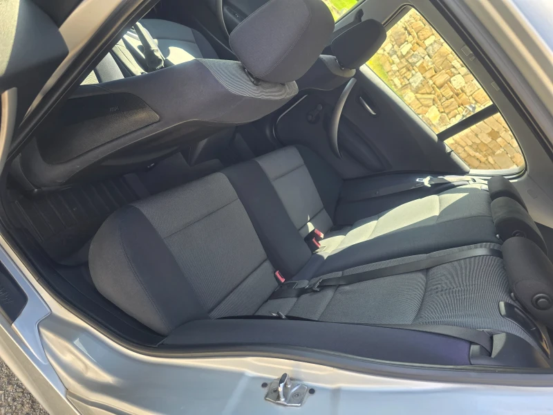 BMW 118, снимка 11 - Автомобили и джипове - 52160912