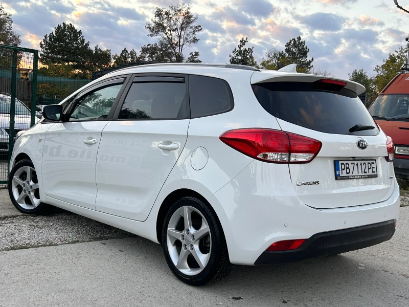Kia Carens, снимка 2 - Автомобили и джипове - 52544784