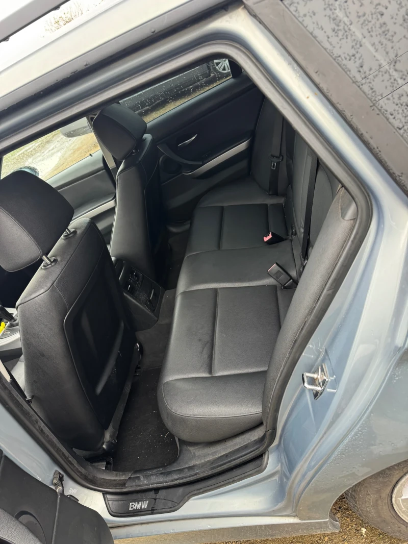 BMW 320 163hp Автоматик, снимка 9 - Автомобили и джипове - 52329937