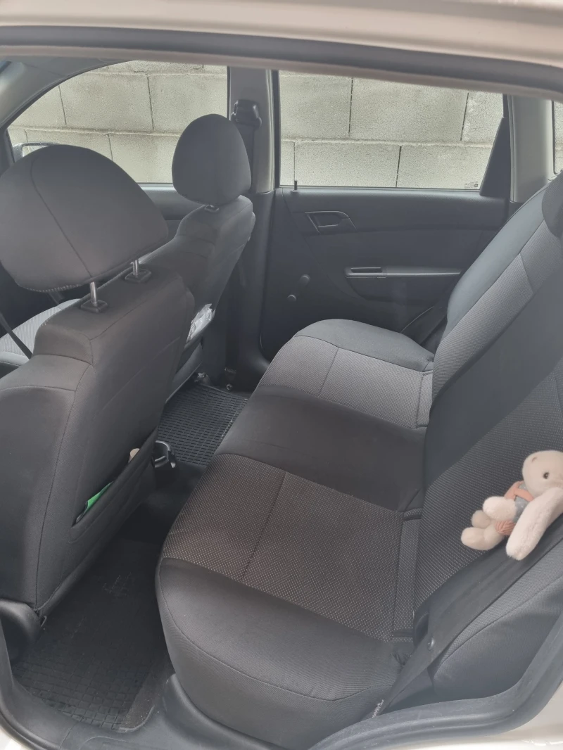 Chevrolet Aveo, снимка 5 - Автомобили и джипове - 52354462