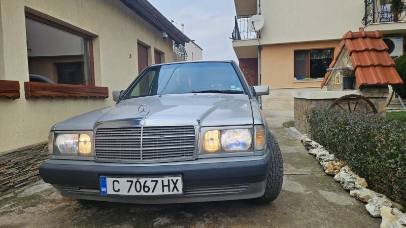 Mercedes-Benz 190 190Е* 1, 8 газ/бензин 102кс в добро състояние , снимка 3 - Автомобили и джипове - 53131016