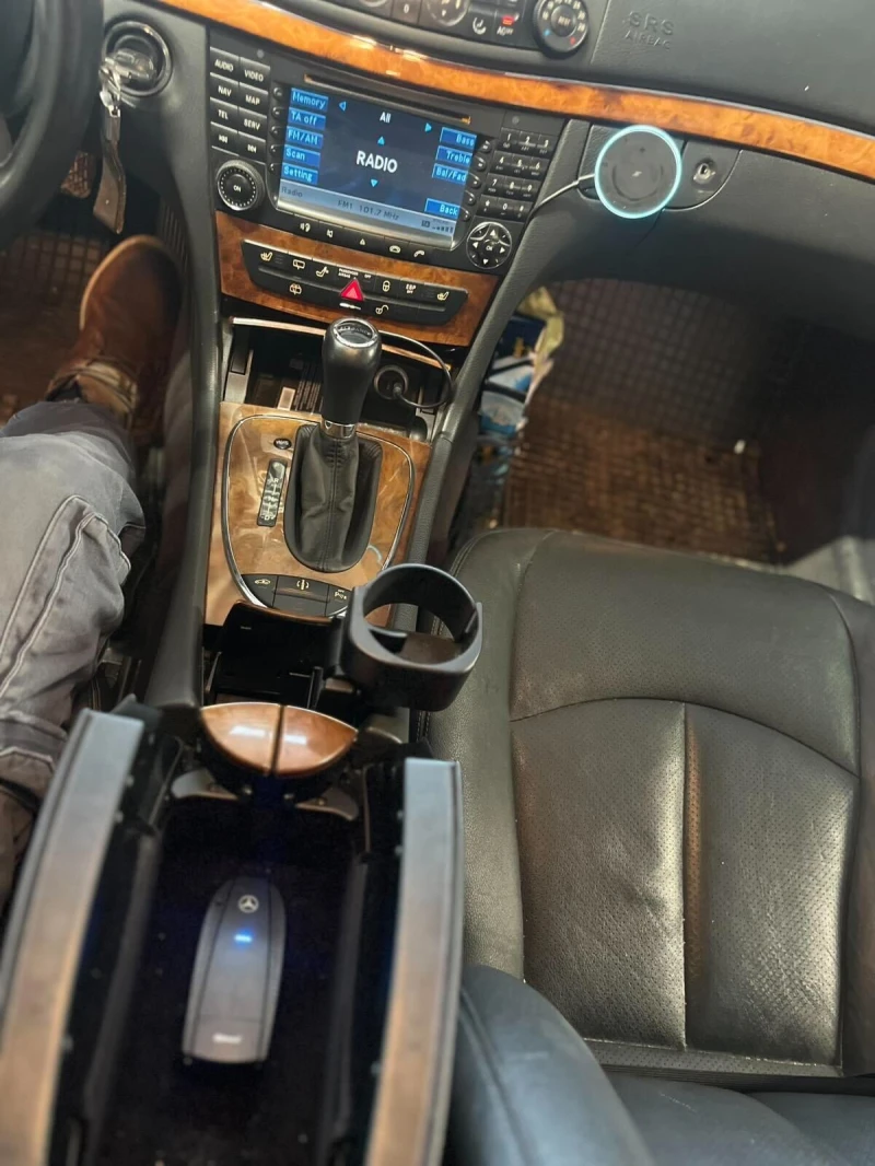 Mercedes-Benz E 320 320 224 k.c., снимка 14 - Автомобили и джипове - 53528416