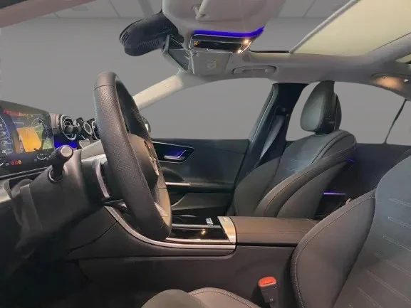 Mercedes-Benz C 300 е = AMG Line = Premium Гаранция - изображение 4