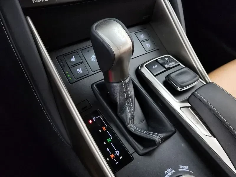 Lexus IS 300 * Navi* Keyless* Camera, снимка 9 - Автомобили и джипове - 55061152