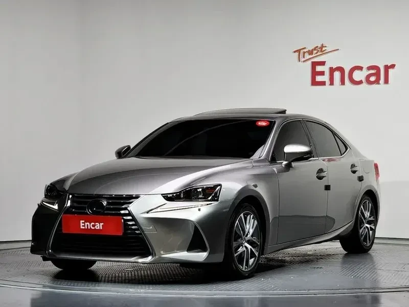 Lexus IS 300 * Navi* Keyless* Camera