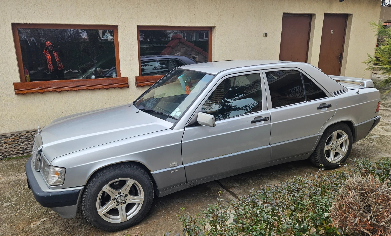 Mercedes-Benz 190 190Е* 1, 8 газ/бензин 102кс в добро състояние , снимка 1