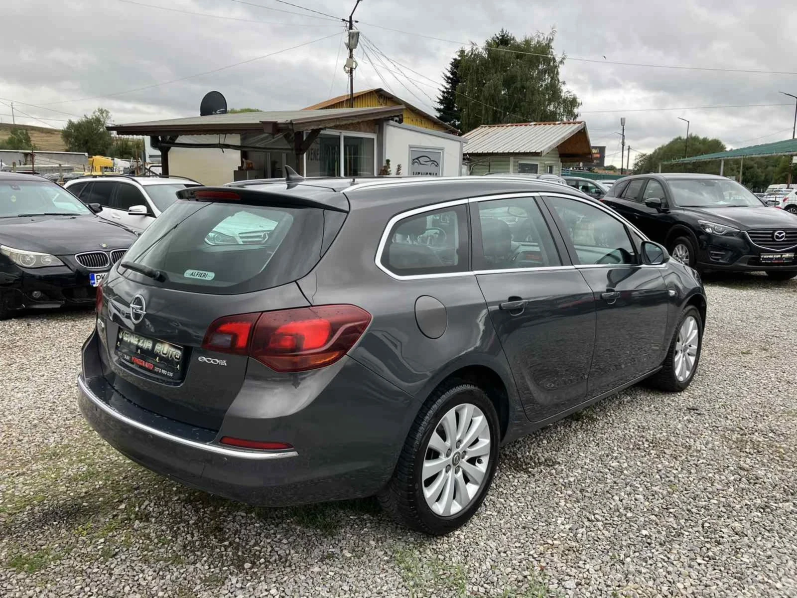 Opel Astra 1.6CDTI COSMO - изображение 4