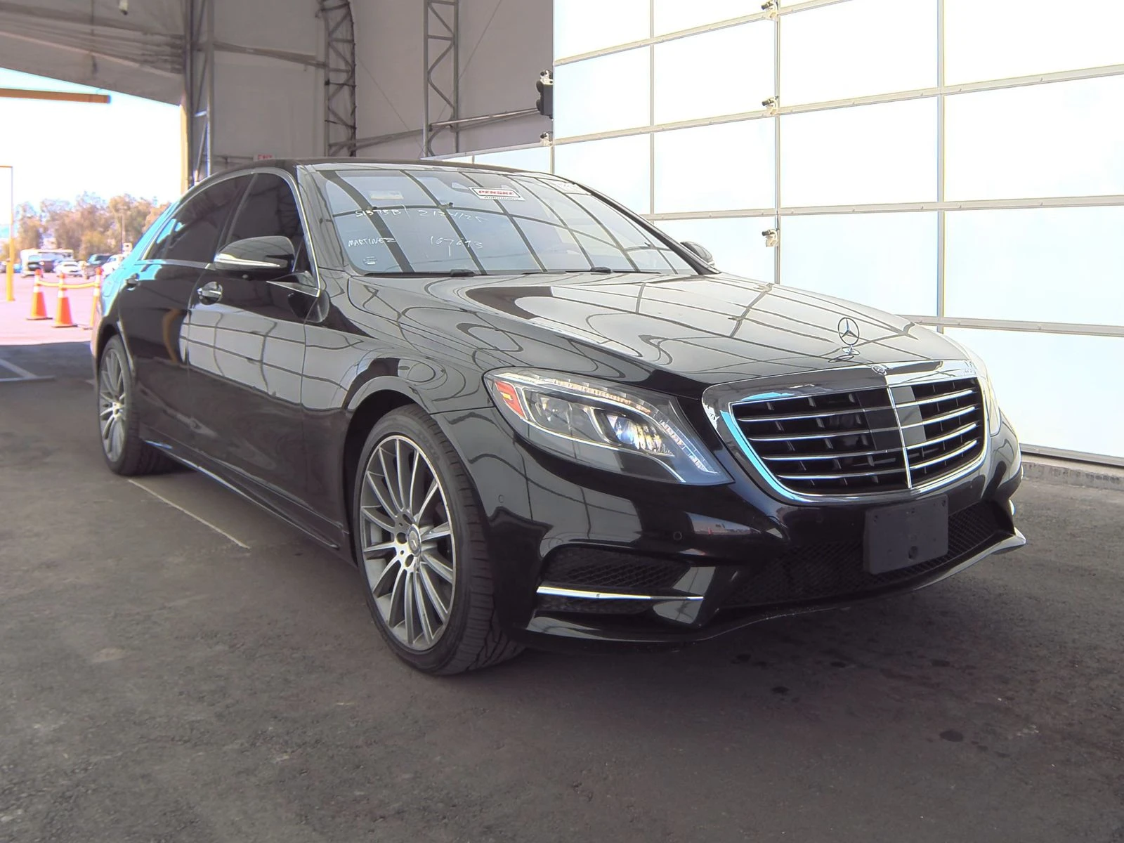 Mercedes-Benz S 500 3TV* AMG* PACK* ДИСТРОНИК* ОБДУХВАНЕ* МАСАЖ* КАМЕР - изображение 3