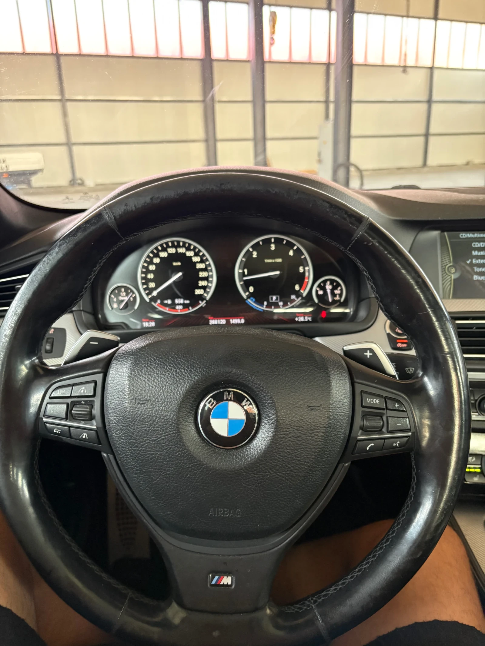 BMW 550 * X-Drive* Soft-Close* 360-Cam* Обдухване* 5xПодгр - изображение 10
