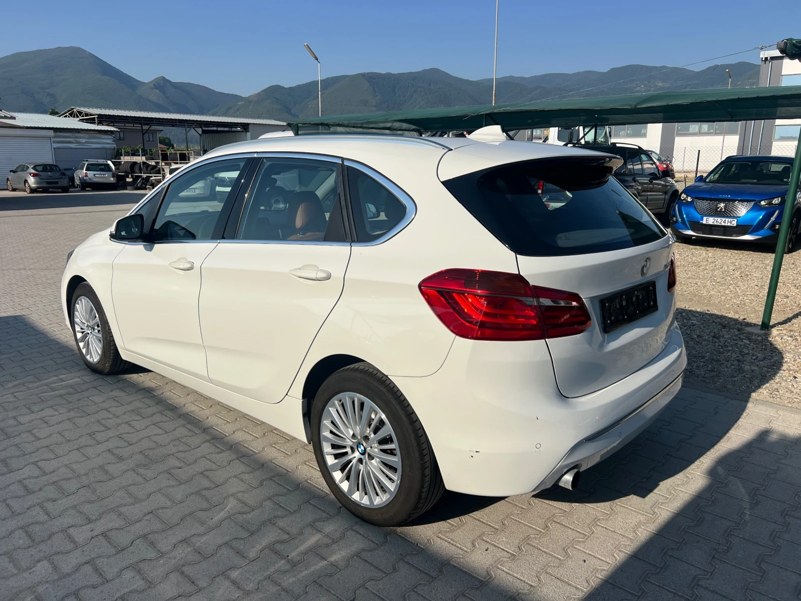 BMW 218 2.0D /Luxury/Avtomat/150kc/EURO 6B/Лизинг - изображение 5