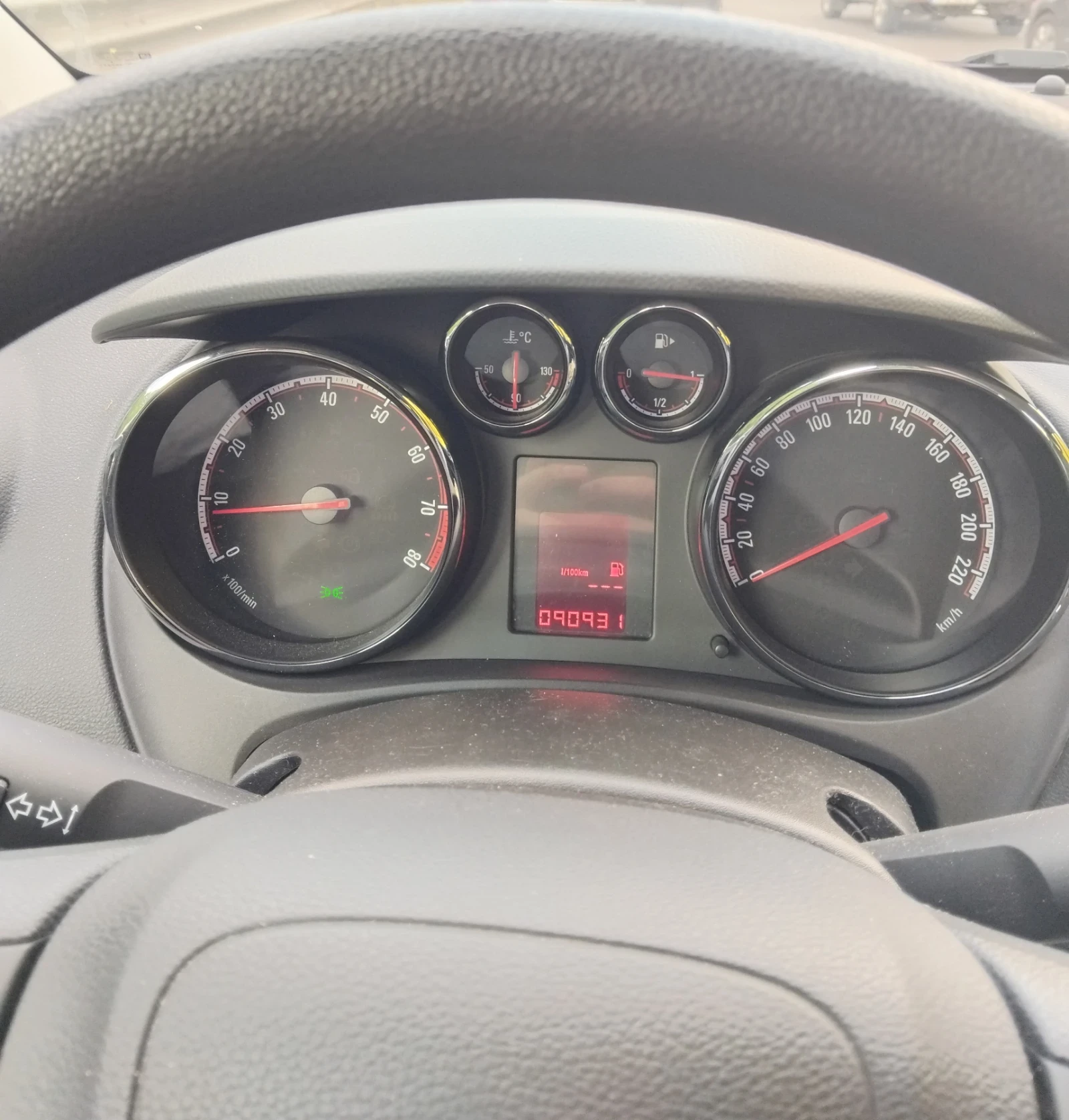 Opel Meriva  - изображение 8