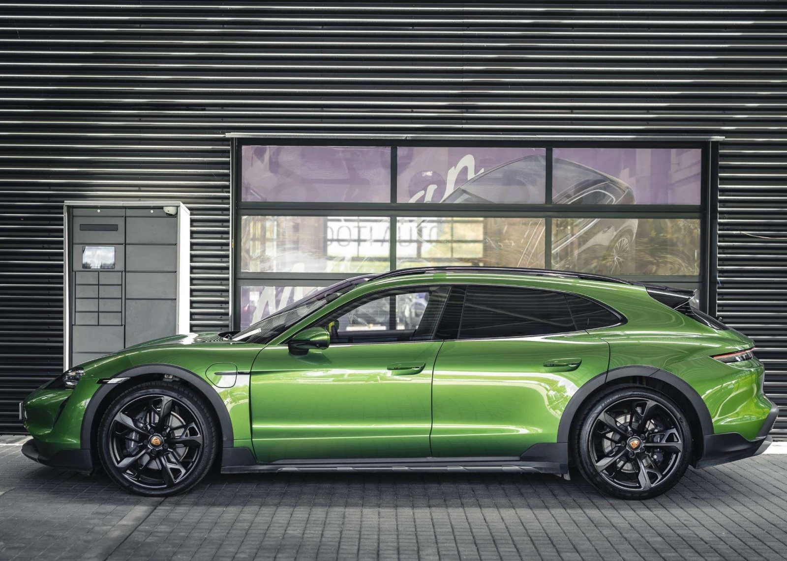 Porsche Taycan CrossTurismo 4 SportChrono - изображение 2