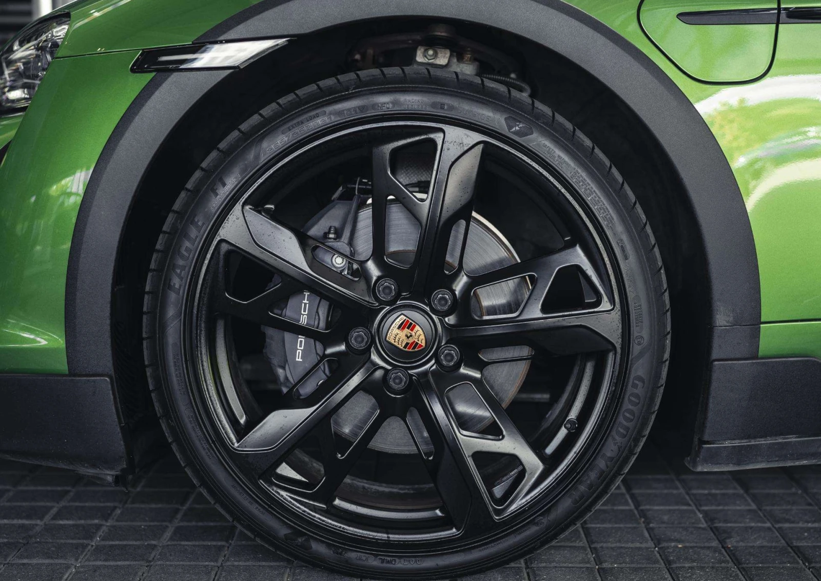 Porsche Taycan CrossTurismo 4 SportChrono - изображение 6