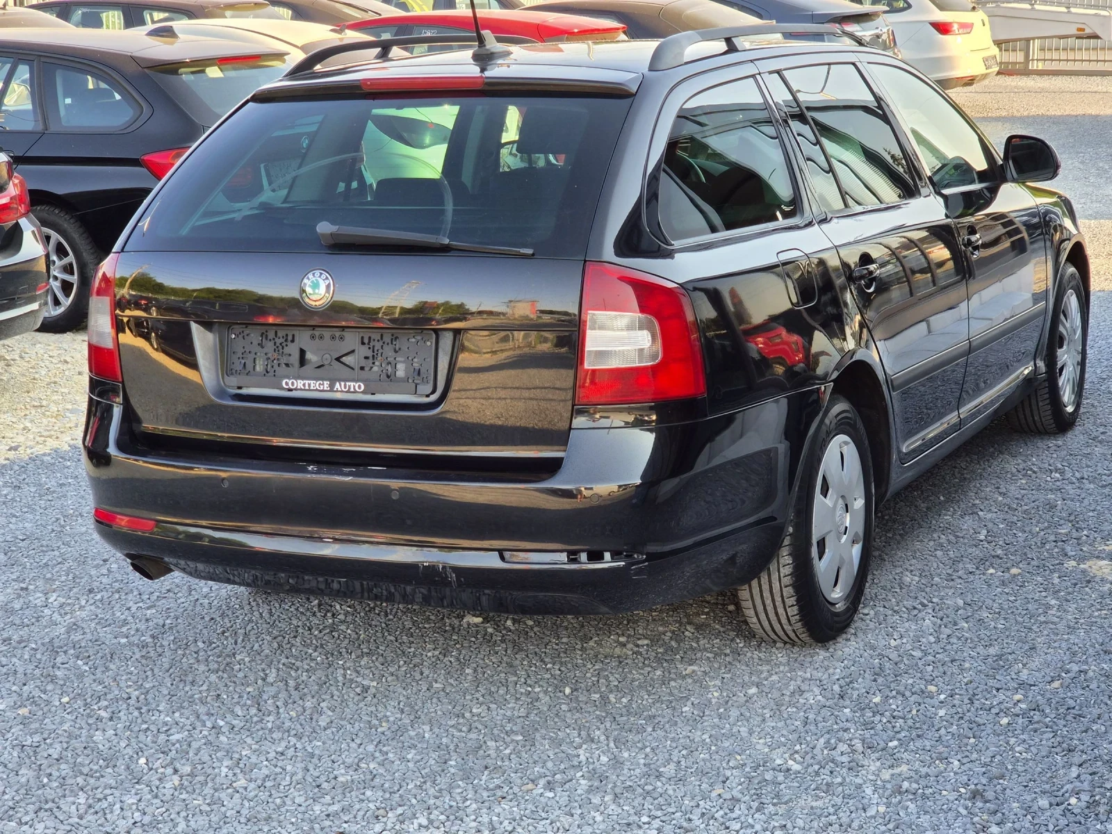 Skoda Octavia 1.6TDI AVTOMAT  EURO 5, снимка 5 - Автомобили и джипове - 52825206