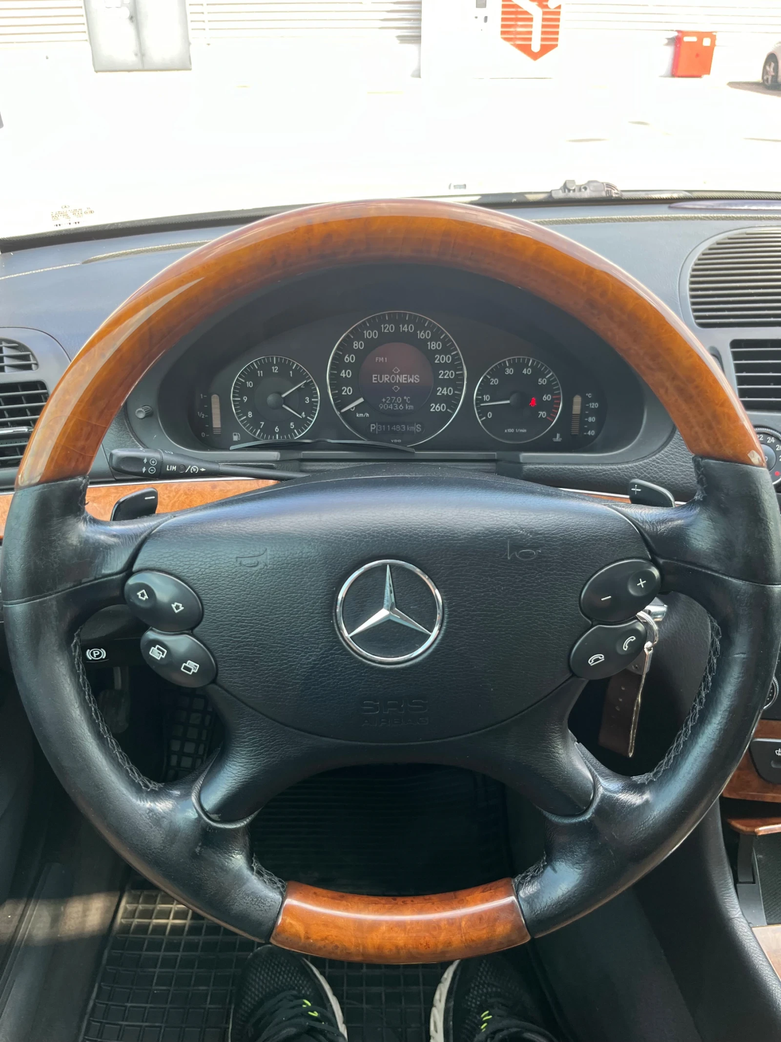Mercedes-Benz E 320 320 224 k.c., снимка 12 - Автомобили и джипове - 55197335