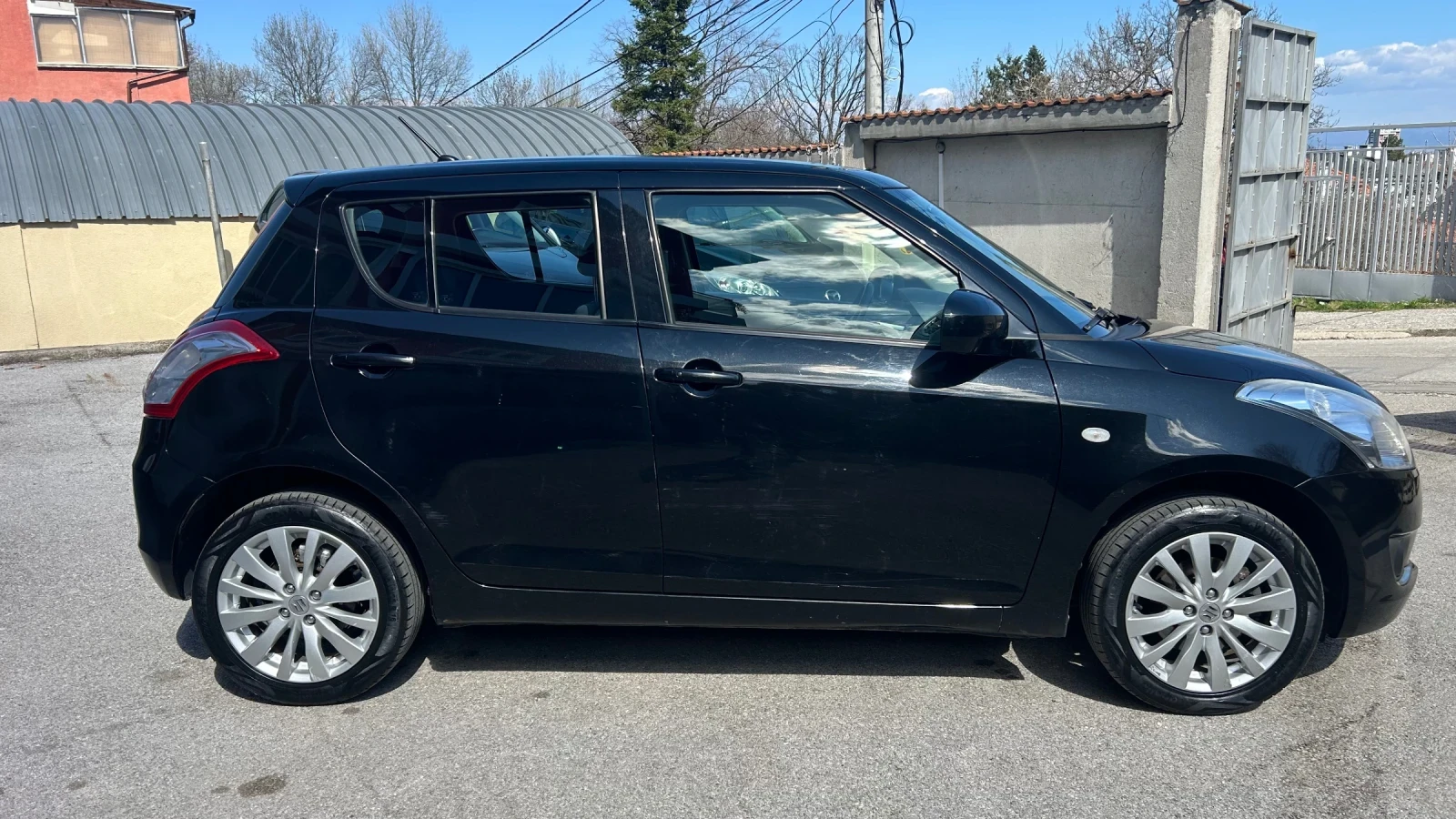 Suzuki Swift 1.2-4х4 , снимка 6 - Автомобили и джипове - 54122650
