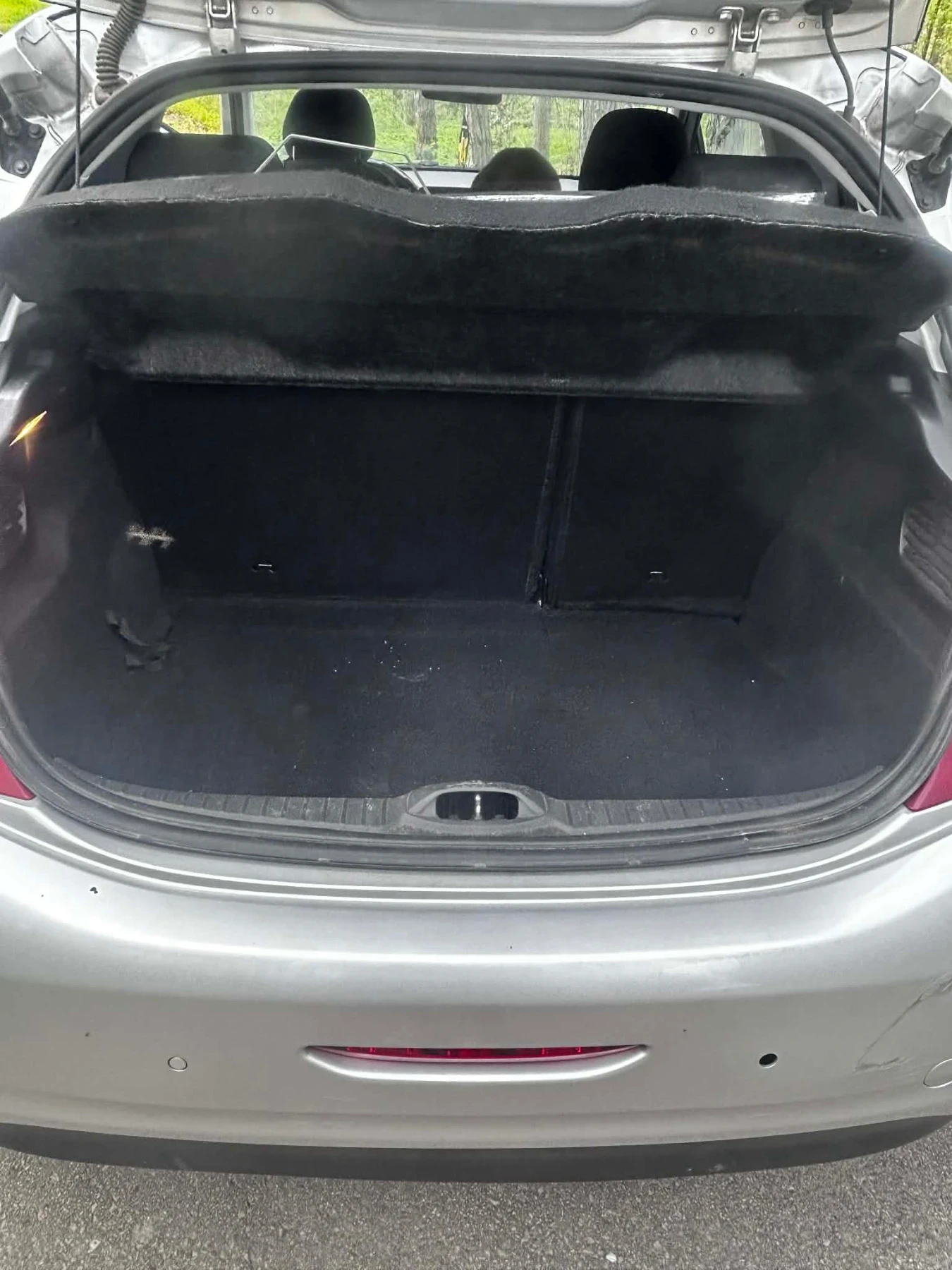 Peugeot 208 1.4, снимка 14 - Автомобили и джипове - 54316756