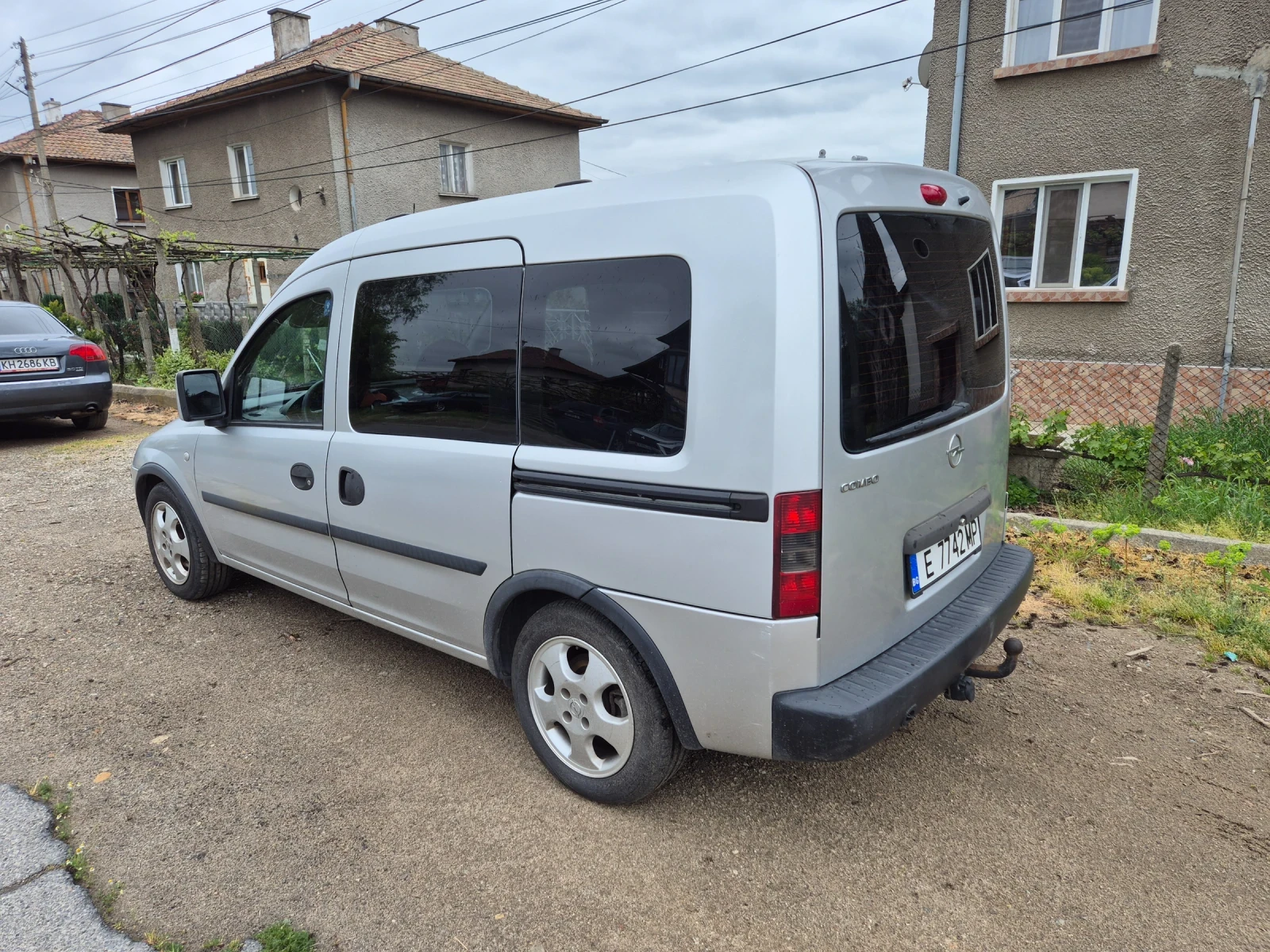 Opel Combo, снимка 3 - Автомобили и джипове - 54371404