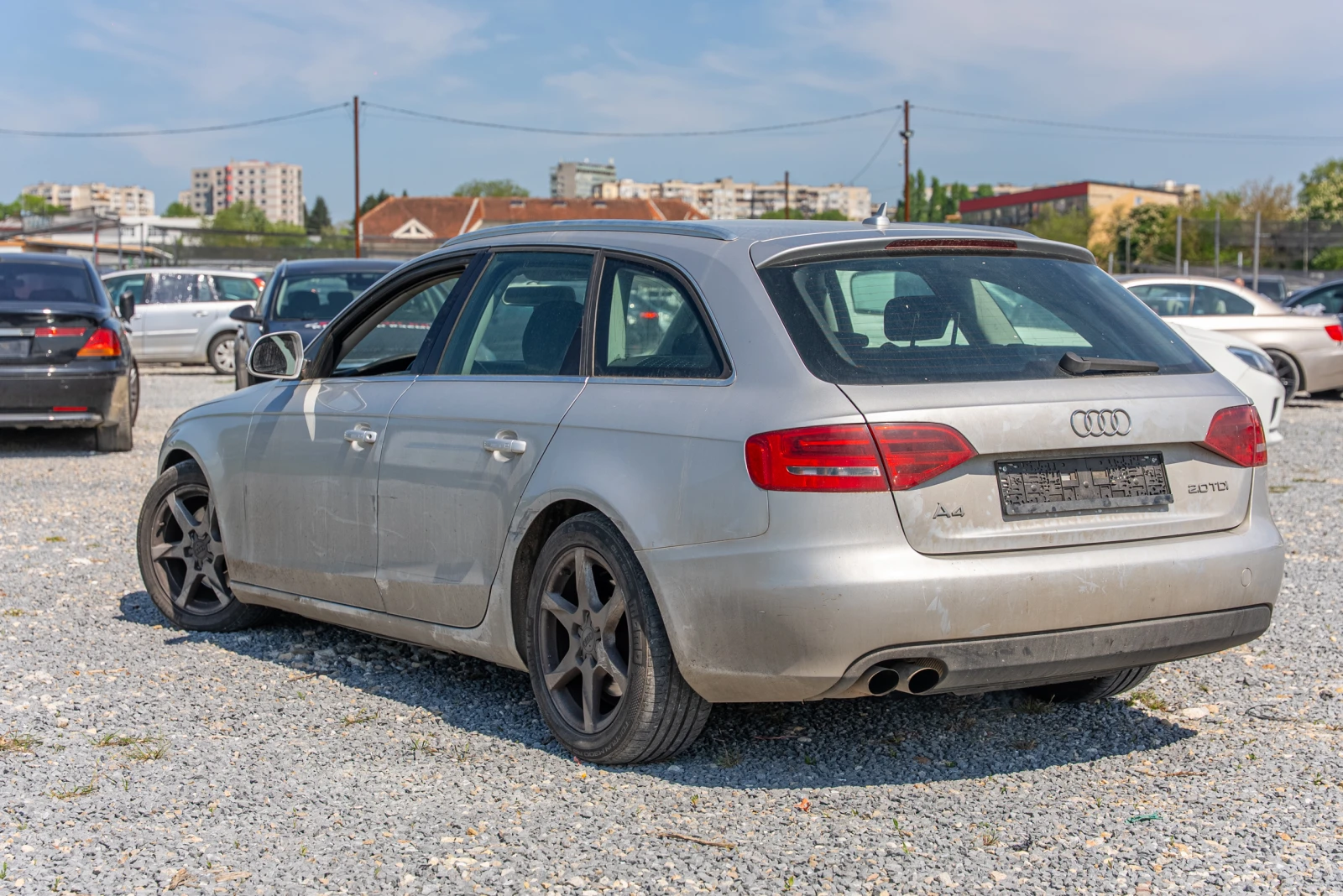 Audi A4 2.0 TDI, снимка 2 - Автомобили и джипове - 54509350