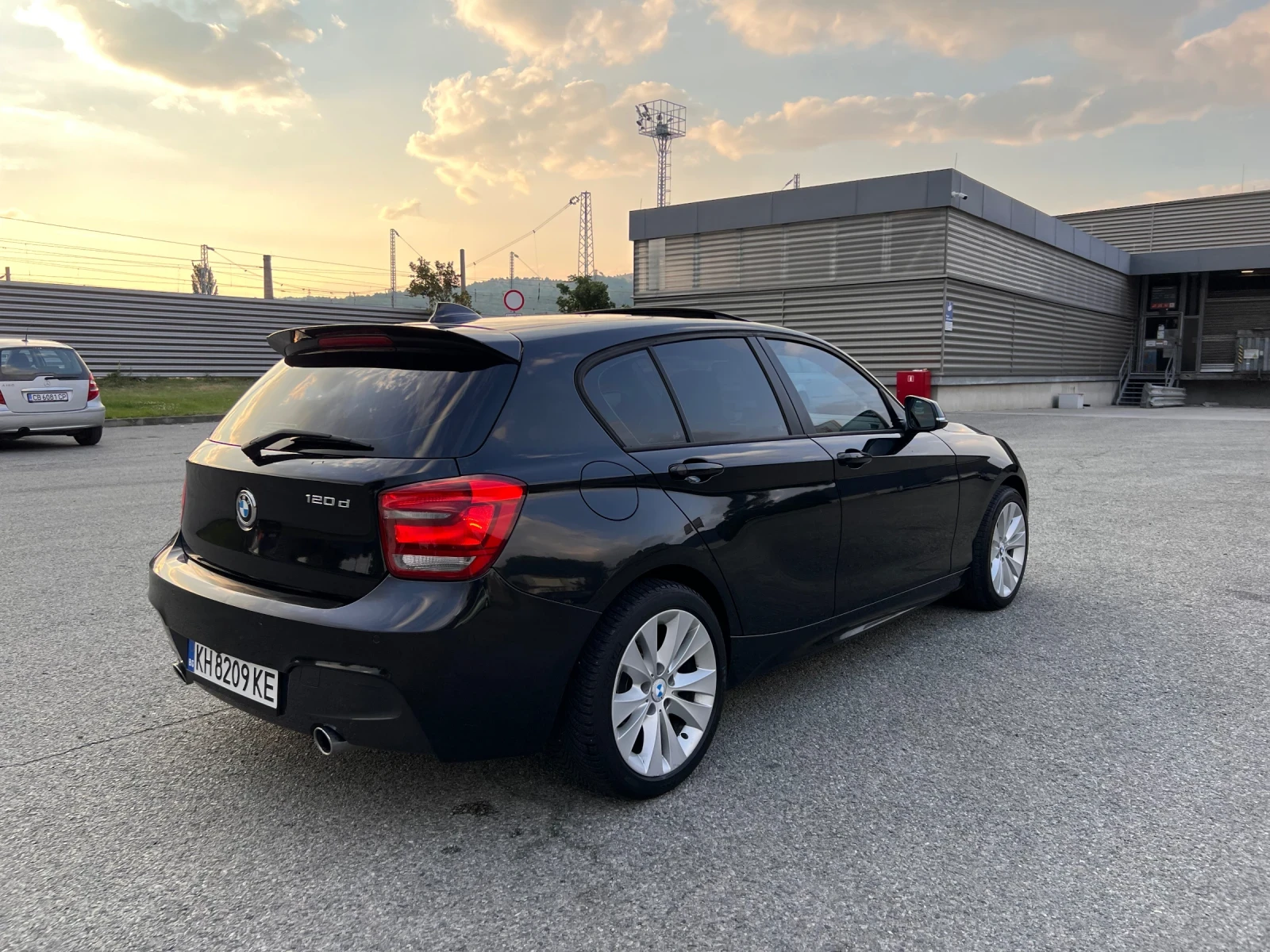 BMW 120 184Hp SAT Шибидах., снимка 6 - Автомобили и джипове - 55149291
