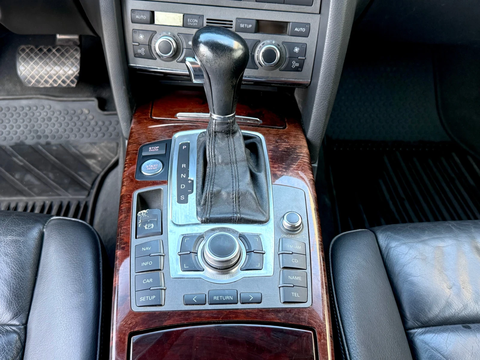 Audi A6 3.2 FSI Quattro, снимка 16 - Автомобили и джипове - 55327802