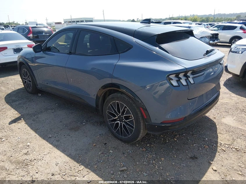 Ford Mustang Mach-E Premium, снимка 3 - Автомобили и джипове - 55486015