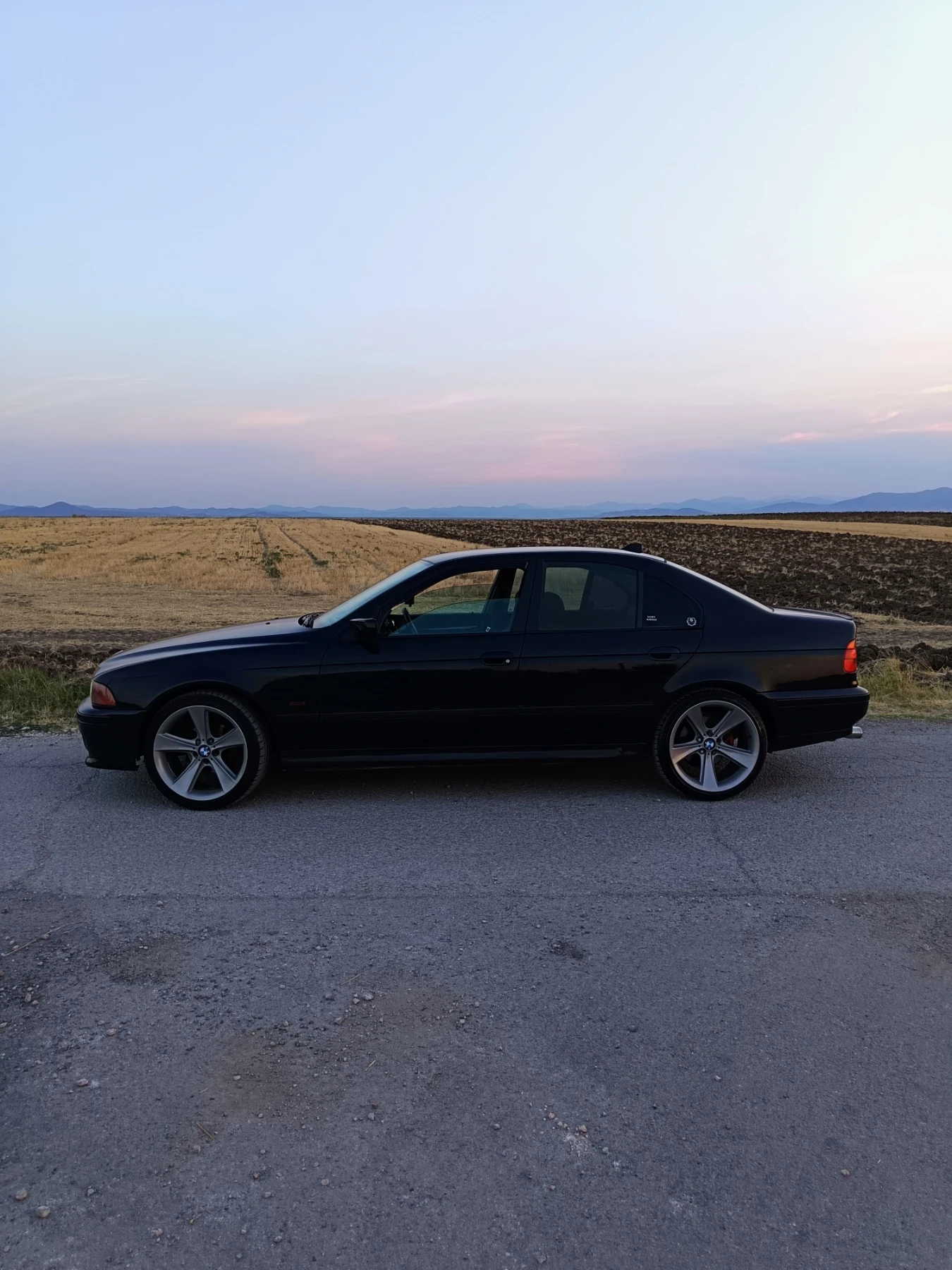 BMW 520 E39, снимка 3 - Автомобили и джипове - 55802224