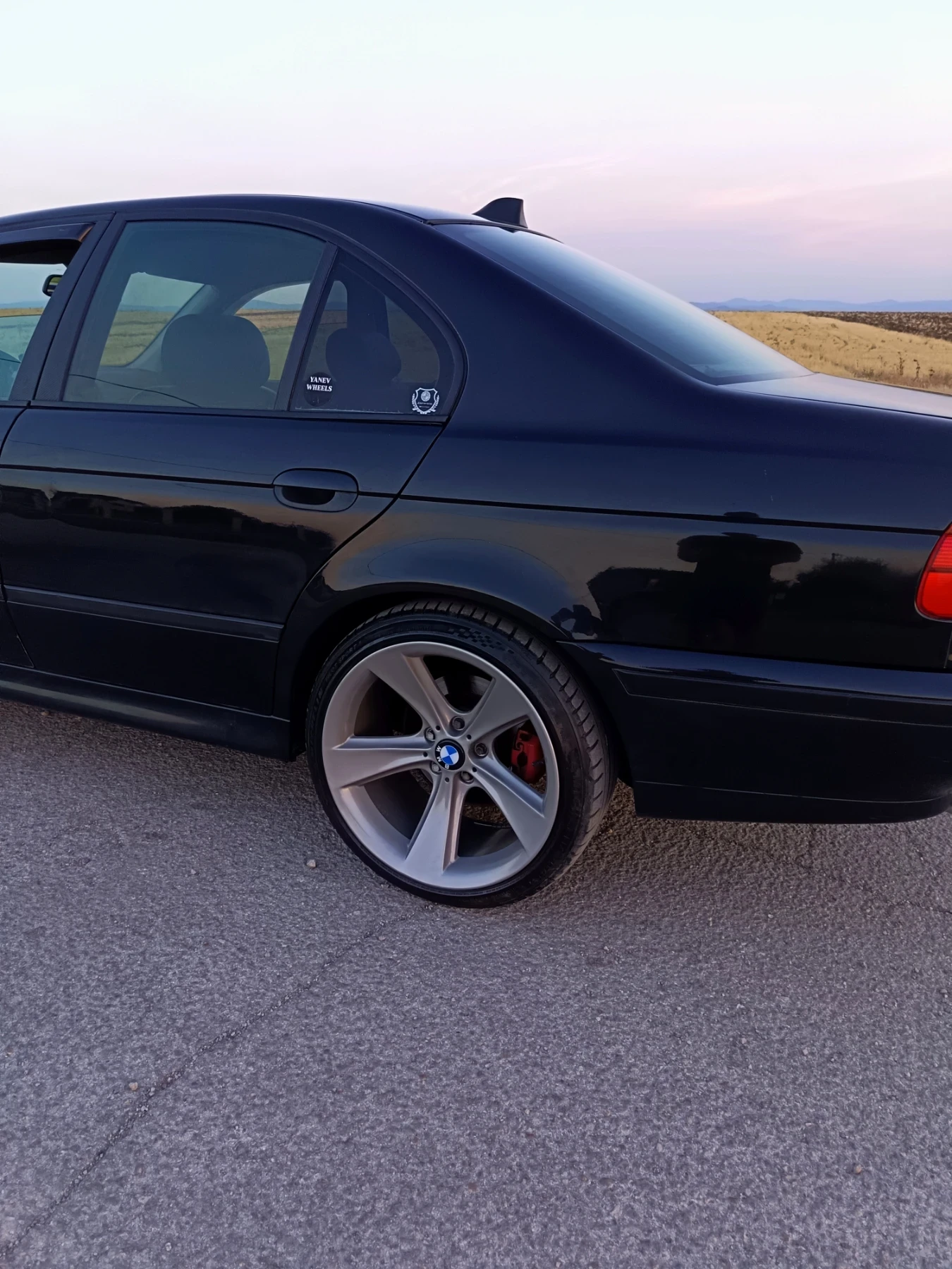 BMW 520 E39, снимка 4 - Автомобили и джипове - 55802224