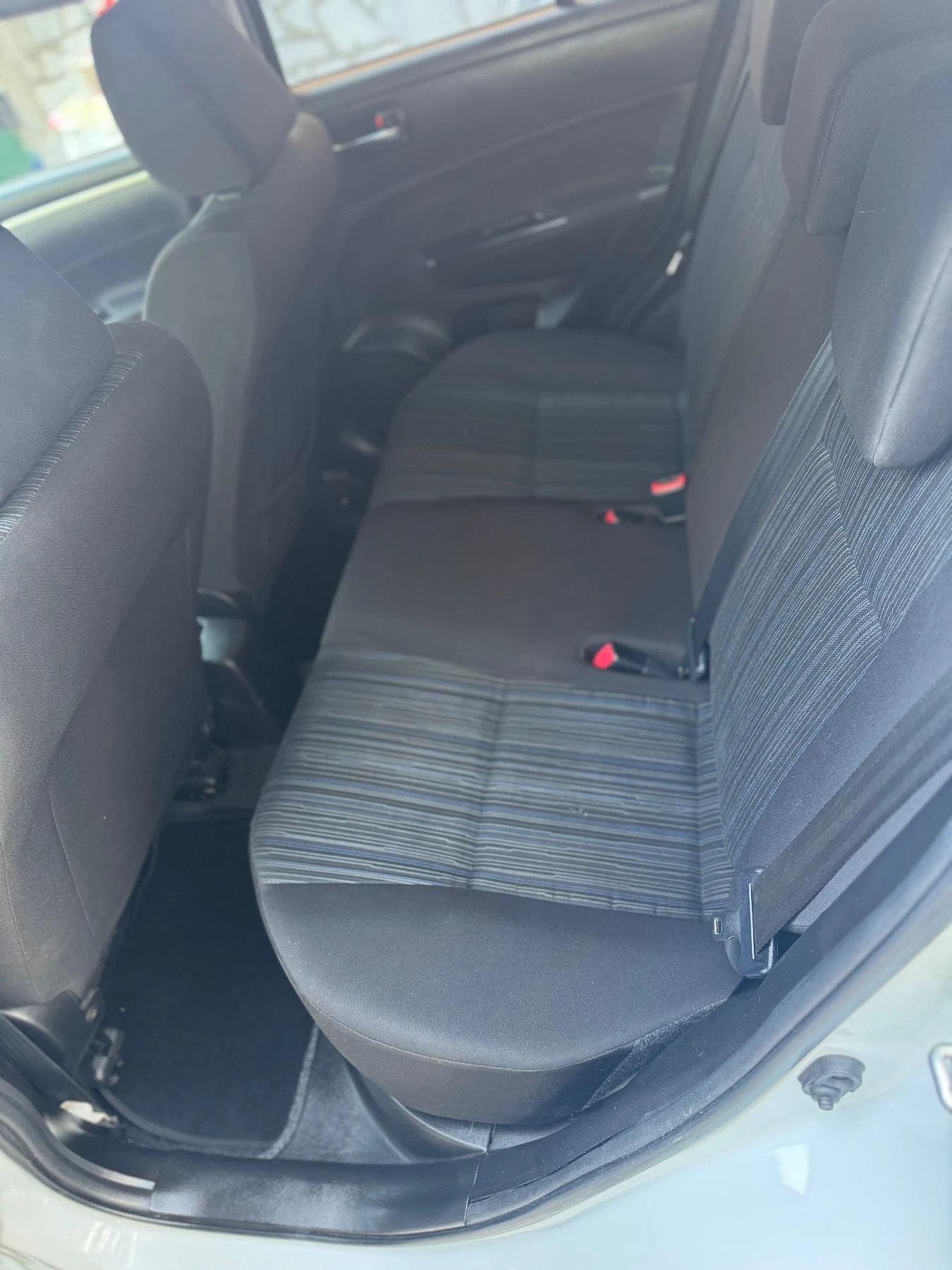 Suzuki Swift, снимка 8 - Автомобили и джипове - 55920470
