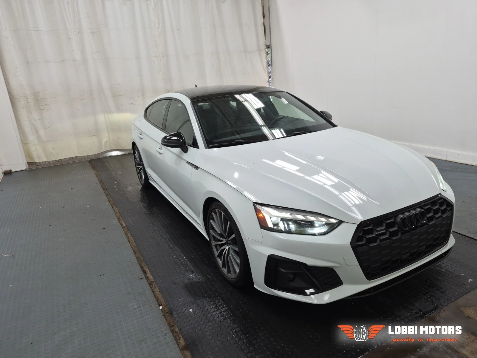Audi A5, снимка 2 - Автомобили и джипове - 56129017
