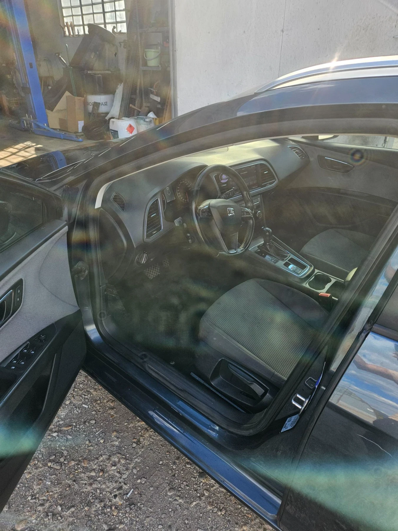 Seat Leon, снимка 7 - Автомобили и джипове - 56559334