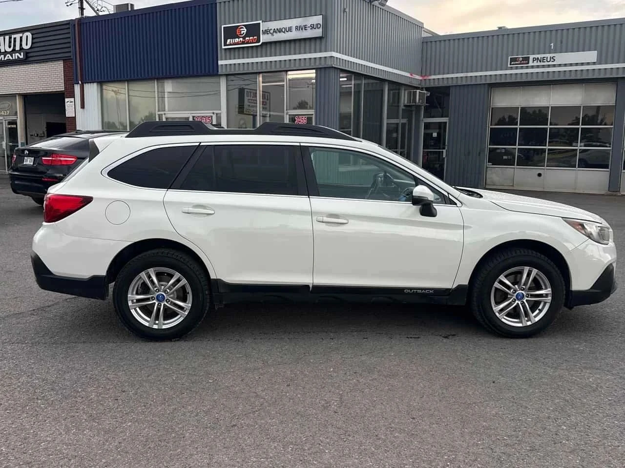 Subaru Outback, снимка 4 - Автомобили и джипове - 56690926