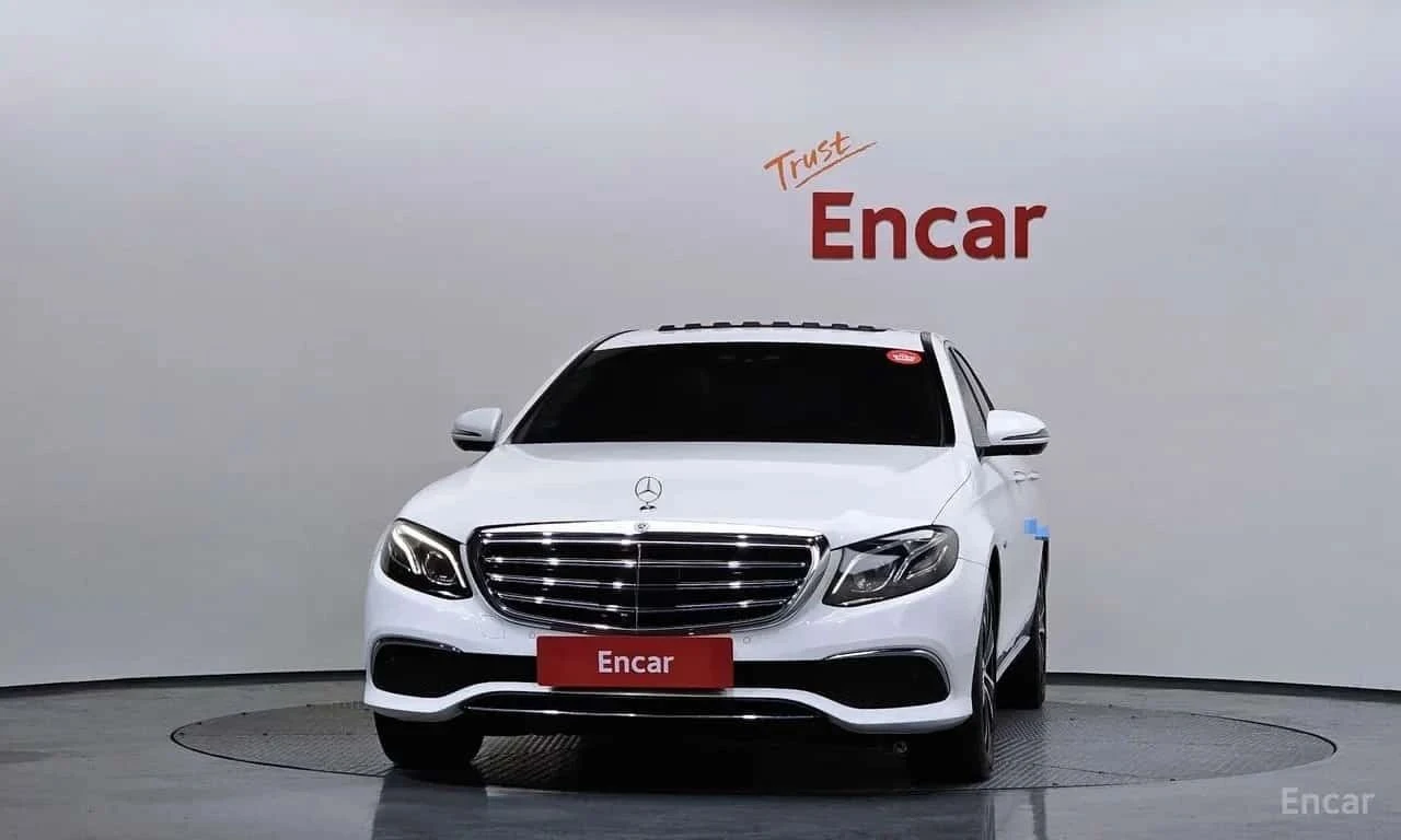 Mercedes-Benz E 300, снимка 3 - Автомобили и джипове - 56738049