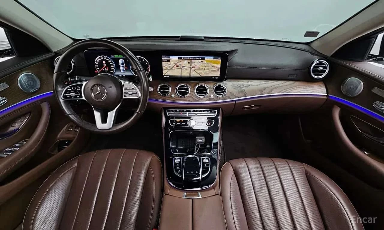 Mercedes-Benz E 300, снимка 7 - Автомобили и джипове - 56738049