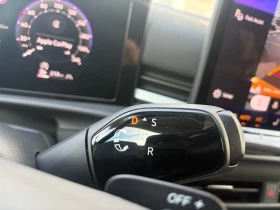 VW T-Roc Life 1.5 eTSI OPF DSG | Auto.bg — изображение 11