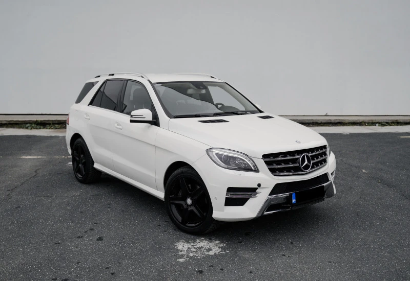 Mercedes-Benz ML 350 Bluetech 4MATIC, снимка 4 - Автомобили и джипове - 43393419