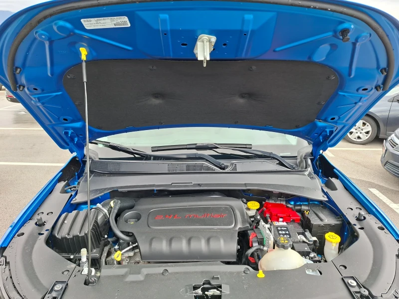 Jeep Compass 80 TH неразличим от нов, снимка 14 - Автомобили и джипове - 51749154