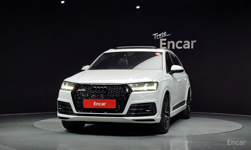 Audi Q7, снимка 3 - Автомобили и джипове - 52706968