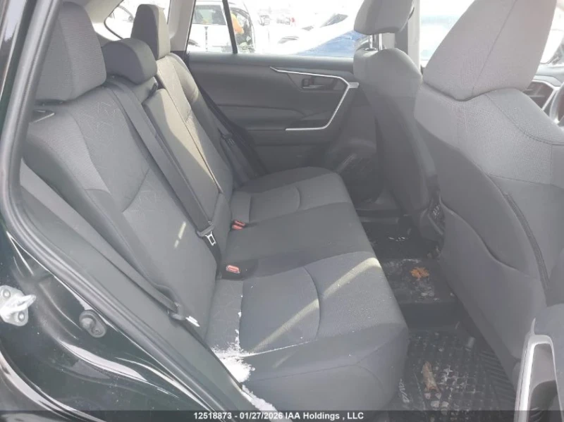 Toyota Rav4 LE, снимка 8 - Автомобили и джипове - 53580960