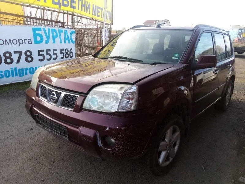 Nissan X-trail, снимка 11 - Автомобили и джипове - 35041386