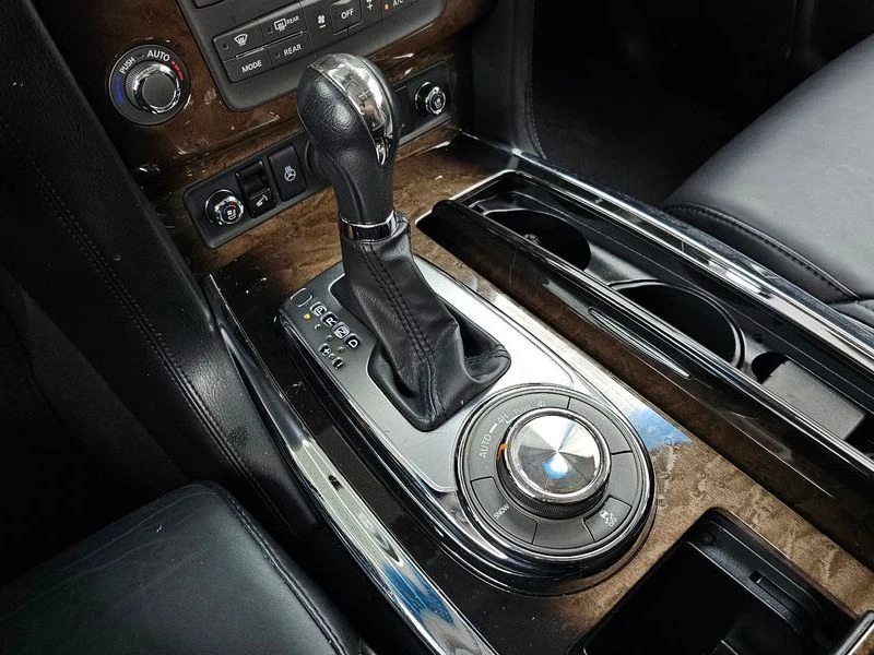 Infiniti QX80 * 5.6* AWD* ЦЕНАДОБГ!, снимка 9 - Автомобили и джипове - 55724210
