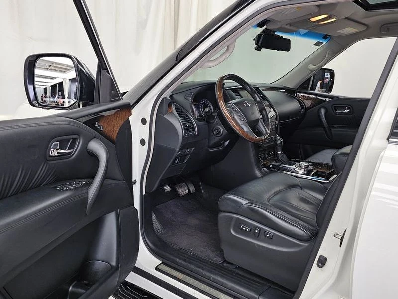 Infiniti QX80 * 5.6* AWD* ЦЕНАДОБГ!, снимка 10 - Автомобили и джипове - 55724210
