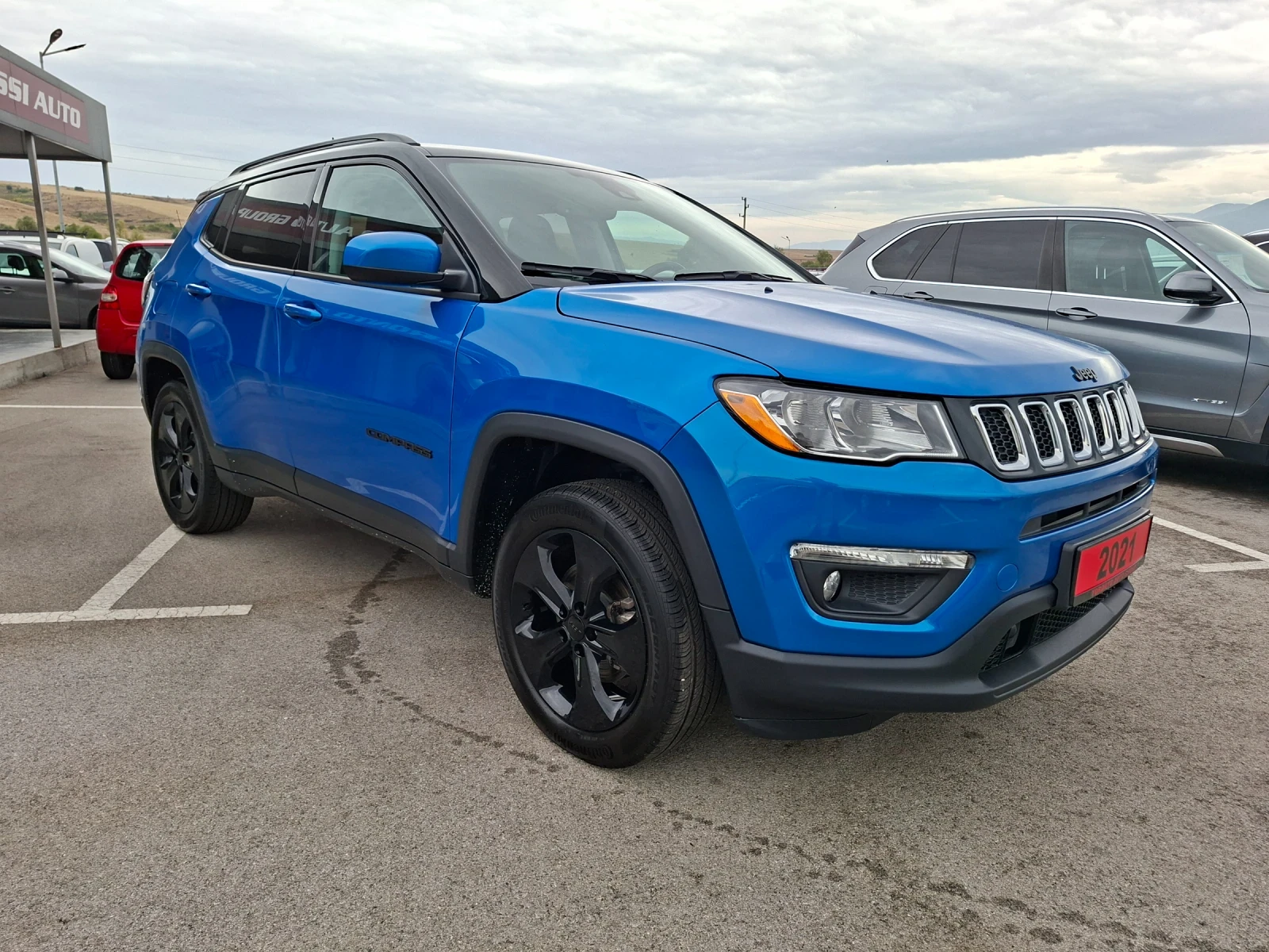 Jeep Compass 80 TH неразличими от нов - изображение 8