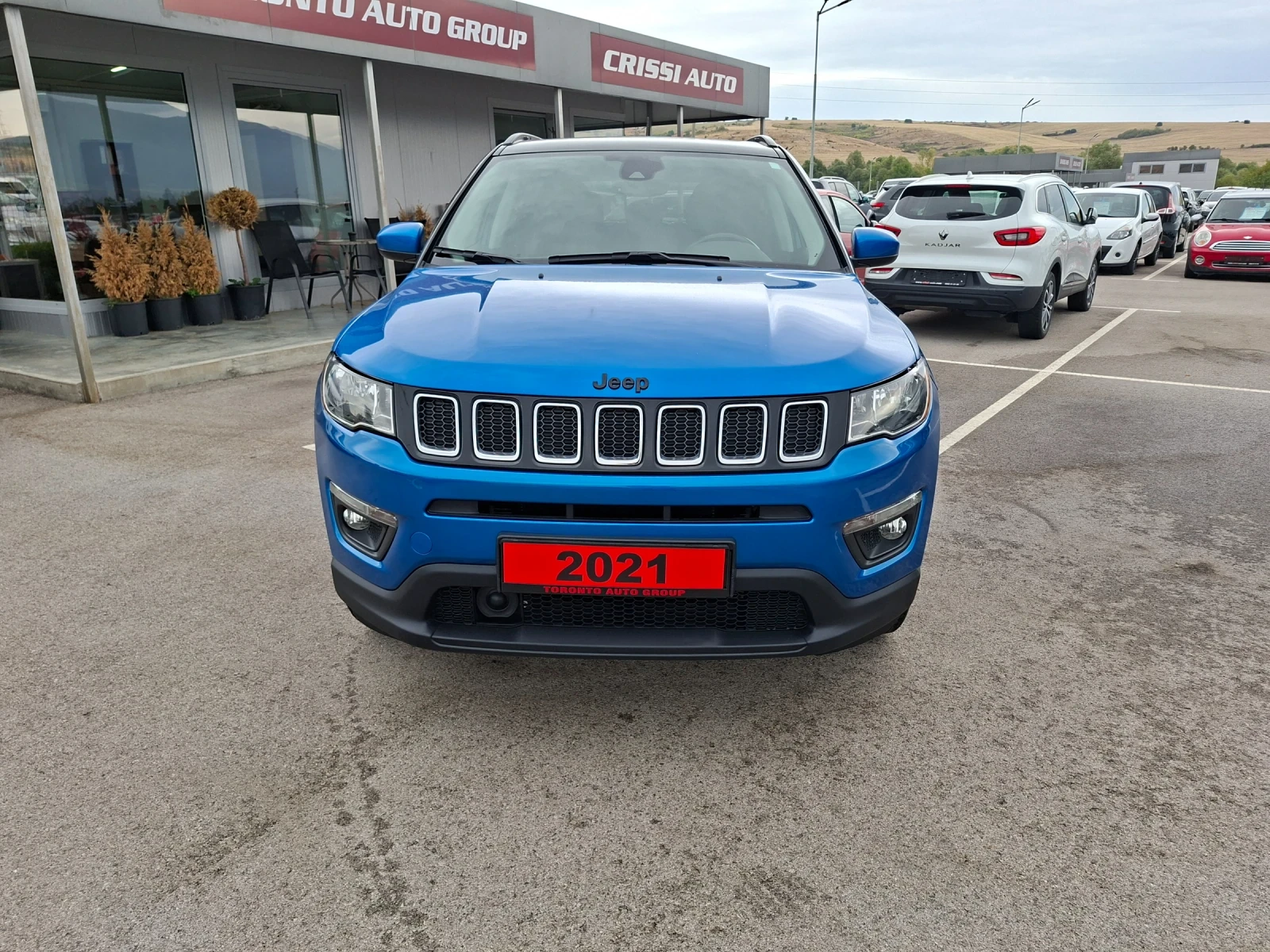 Jeep Compass 80 TH неразличими от нов - изображение 2