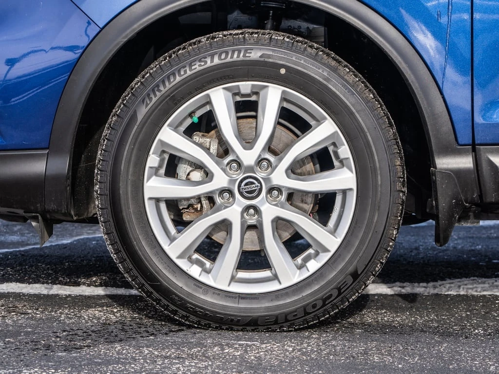 Nissan Qashqai * AWD SV CVT * CARFAX * ����������� | Mobile.bg � ����������� 5